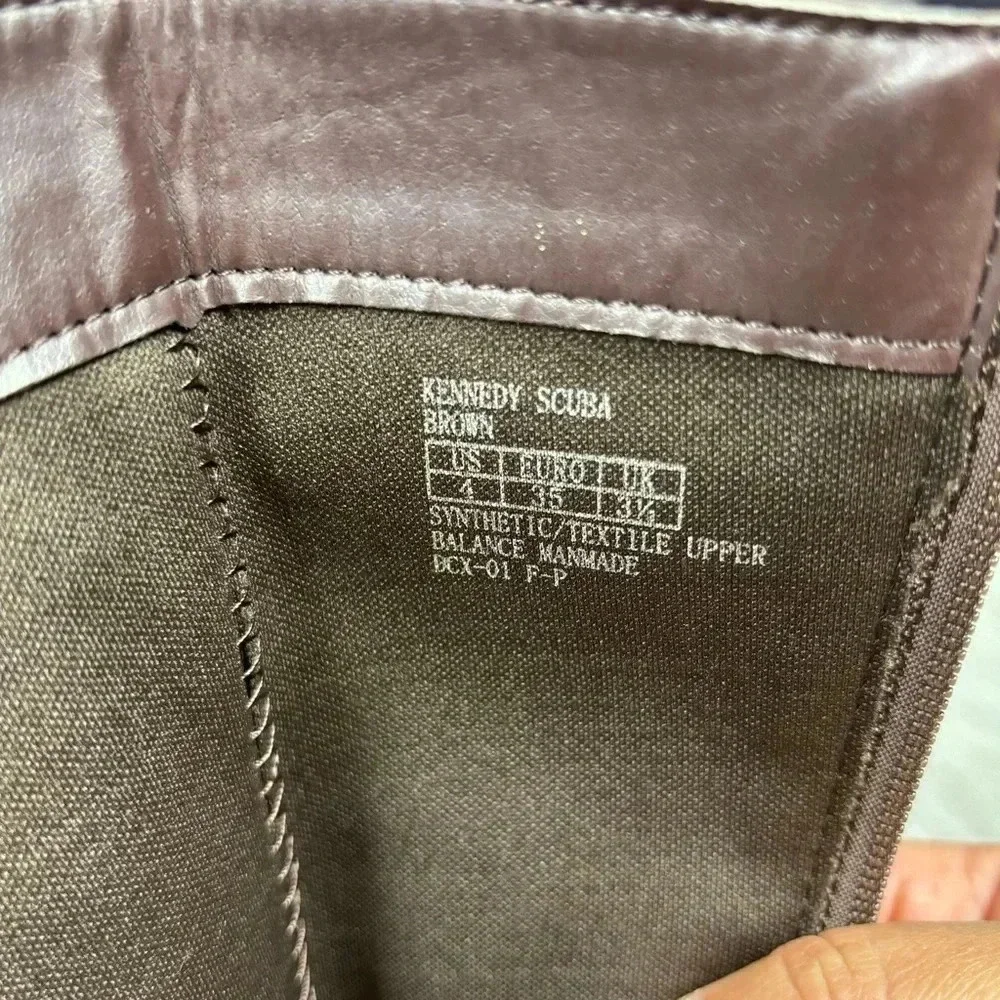 Kenneth Cole NY Classic Kennedy Scuba Boots flat heel in Brown size 4